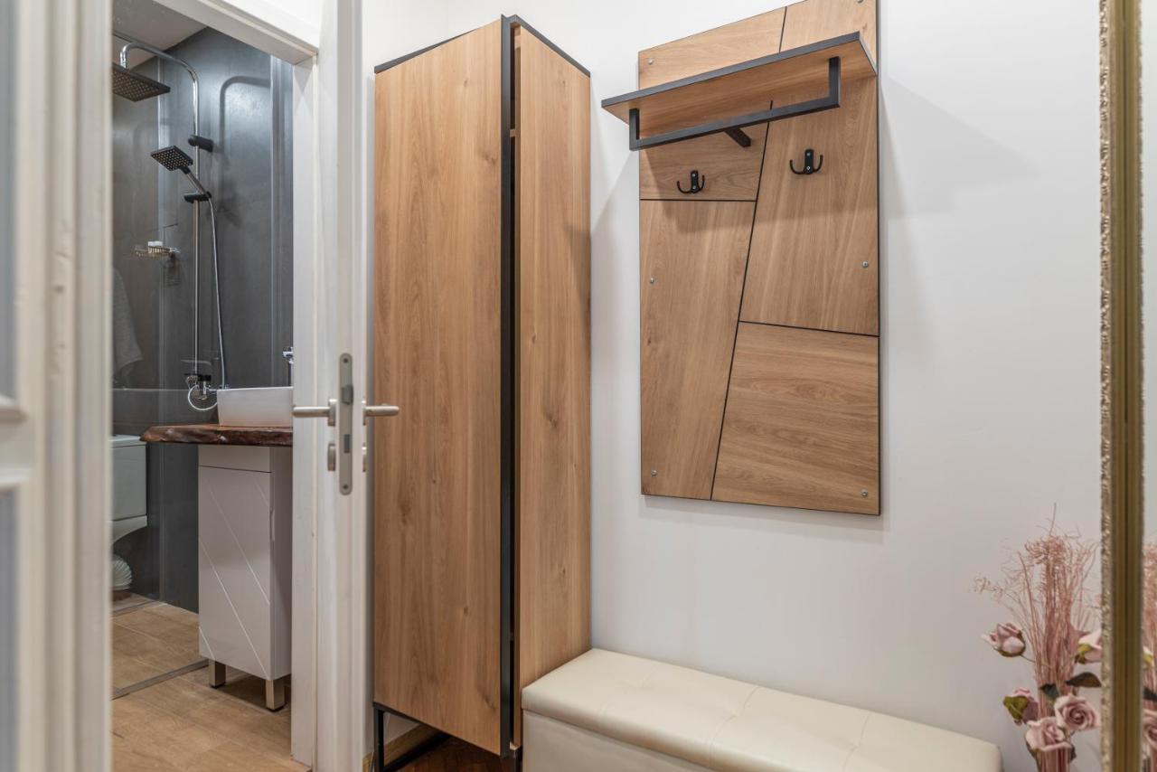 Luxury Vitosha Apartment Sofia Extérieur photo